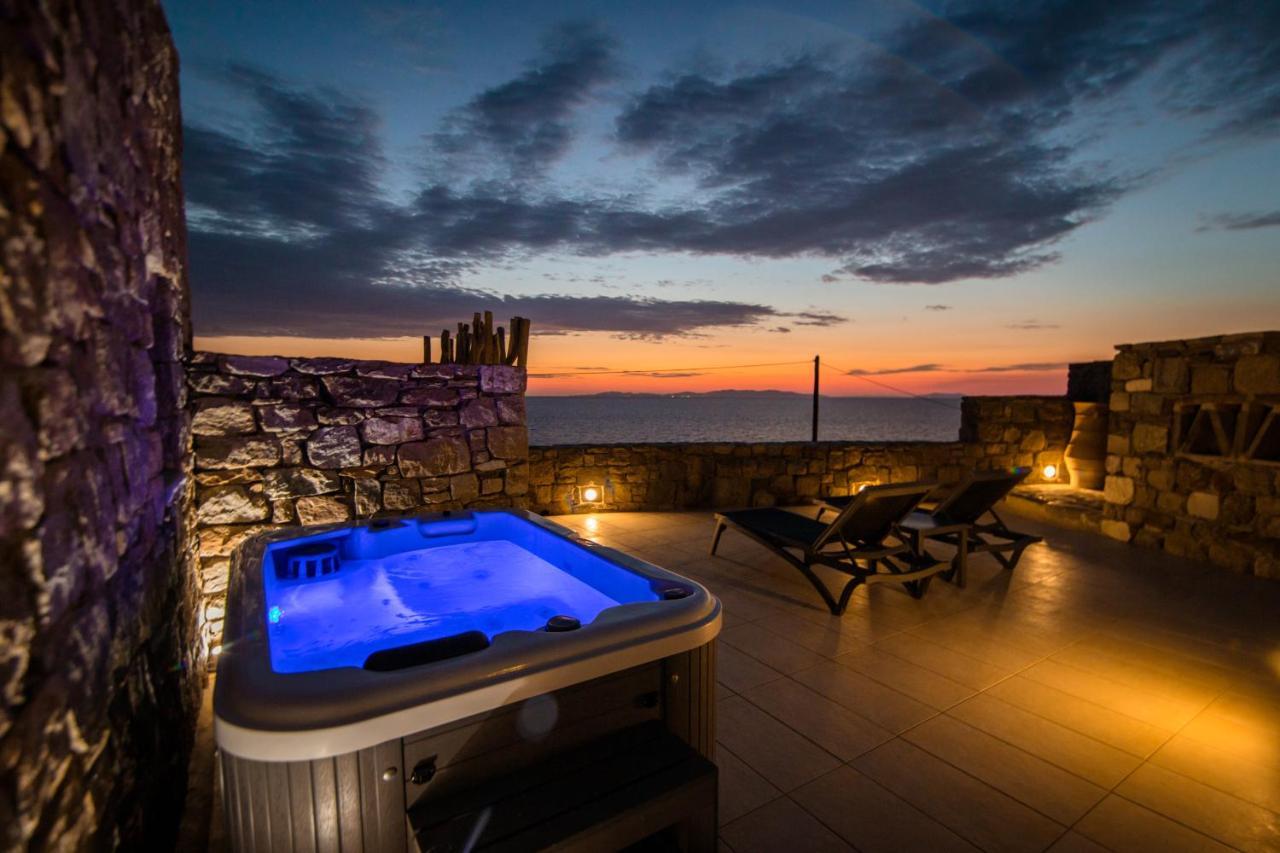 Ferienwohnung Gorgeous Studio In Cycladic Architecture Overlooking The Aegean Houlakia  Exterior foto